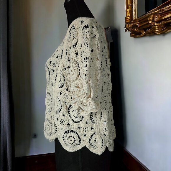 NWT SOLITAIRE (MED) Cream Doily Laced Cropped Crochet Cinched Short Sleeves - Picture 4 of 9